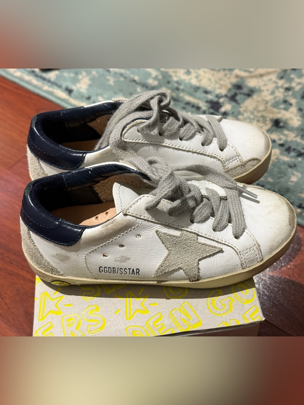 Authentic Golden Goose sneakers eu26